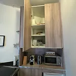 Appartement Typique Parisien Au Coeur Du Marais