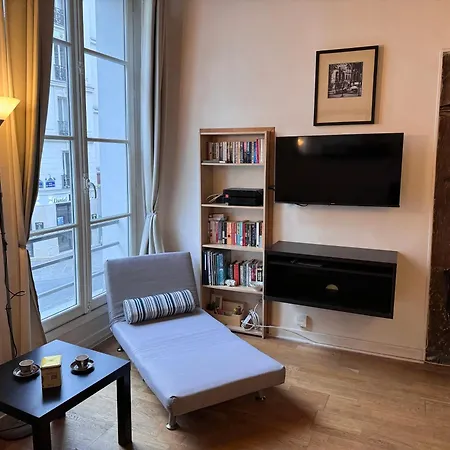 Appartamento Typique Parisien Au Coeur Du Marais