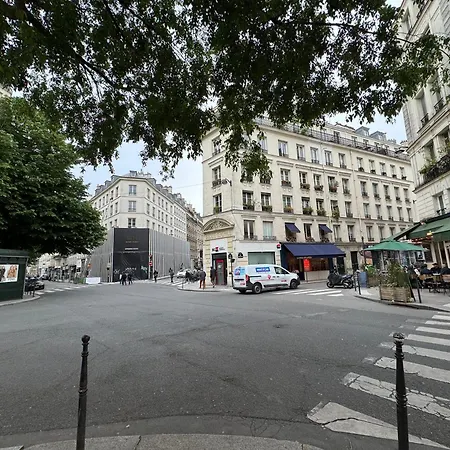 Typique Parisien Au Coeur Du Marais Parigi